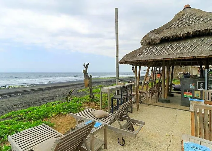 Keramas Surf Camp ホリデーパーク