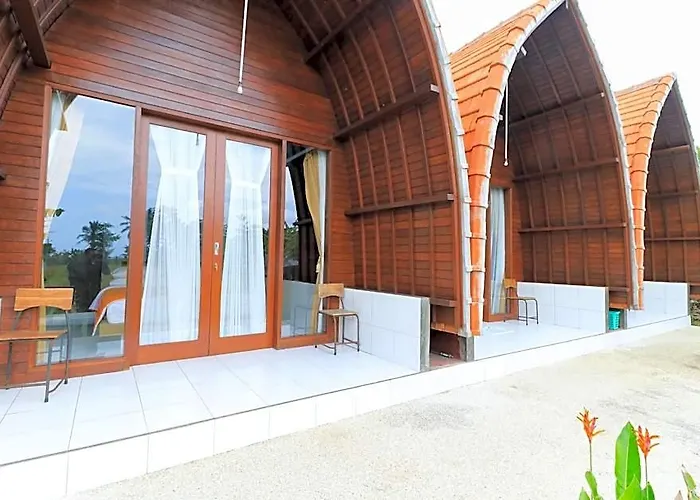 ホリデーパーク Keramas Surf Camp Medahan