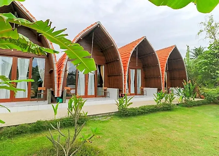 Keramas Surf Camp 3* Medahan