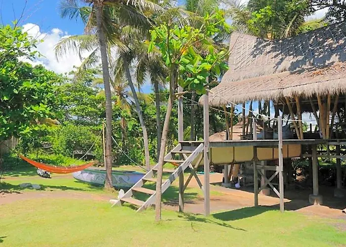 Keramas Surf Camp ホリデーパーク 3*